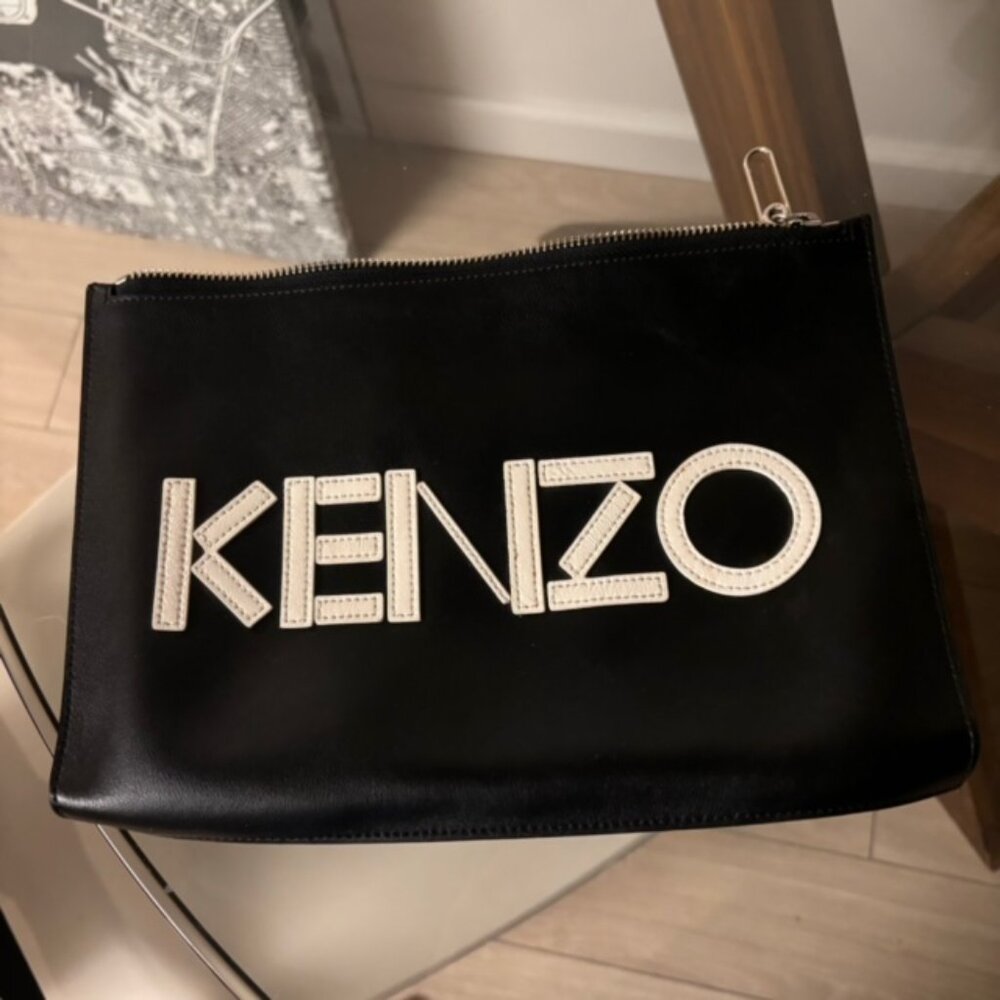 Kenzo | Clutch Bag - Black Leather w/ leather patched logo